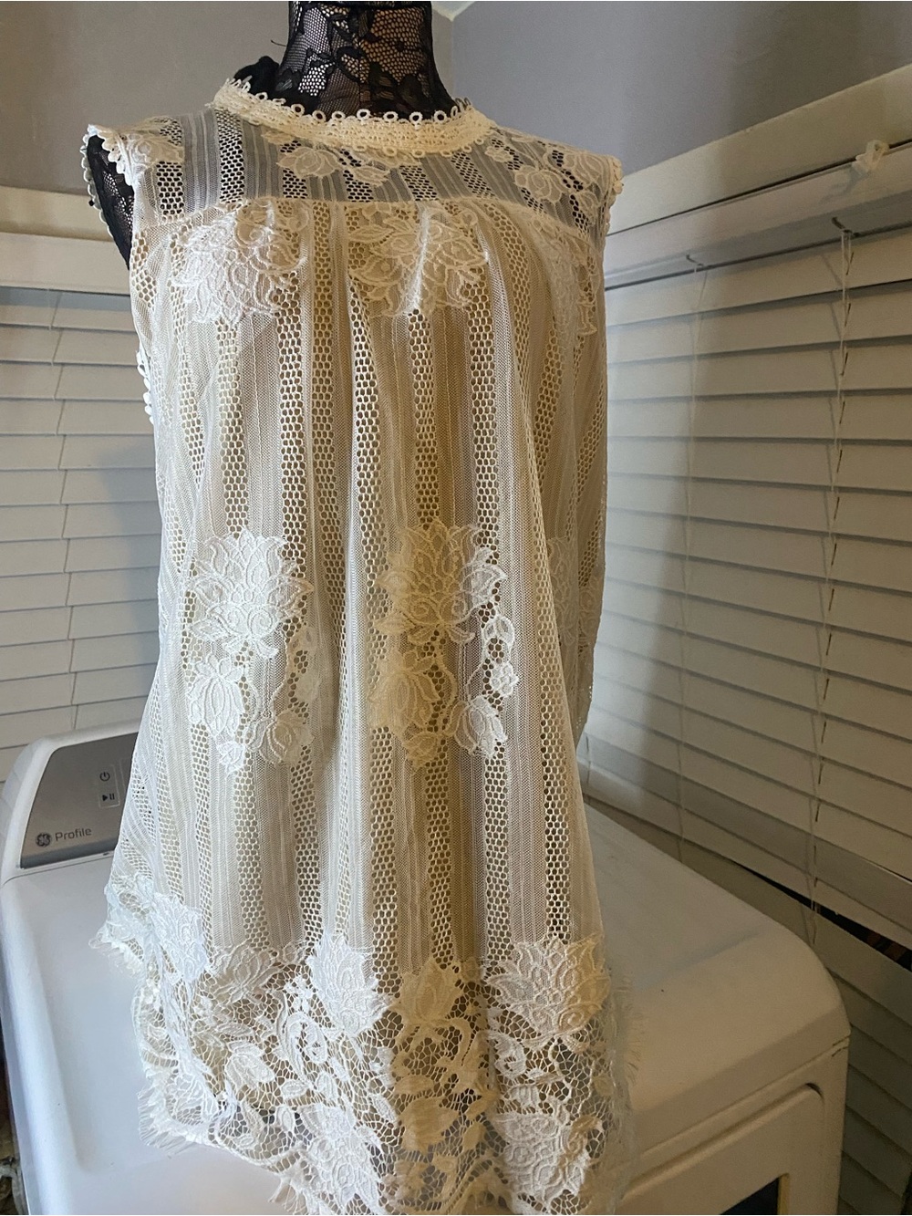 paper tee Ivory Lace Crochet Trim Camisole